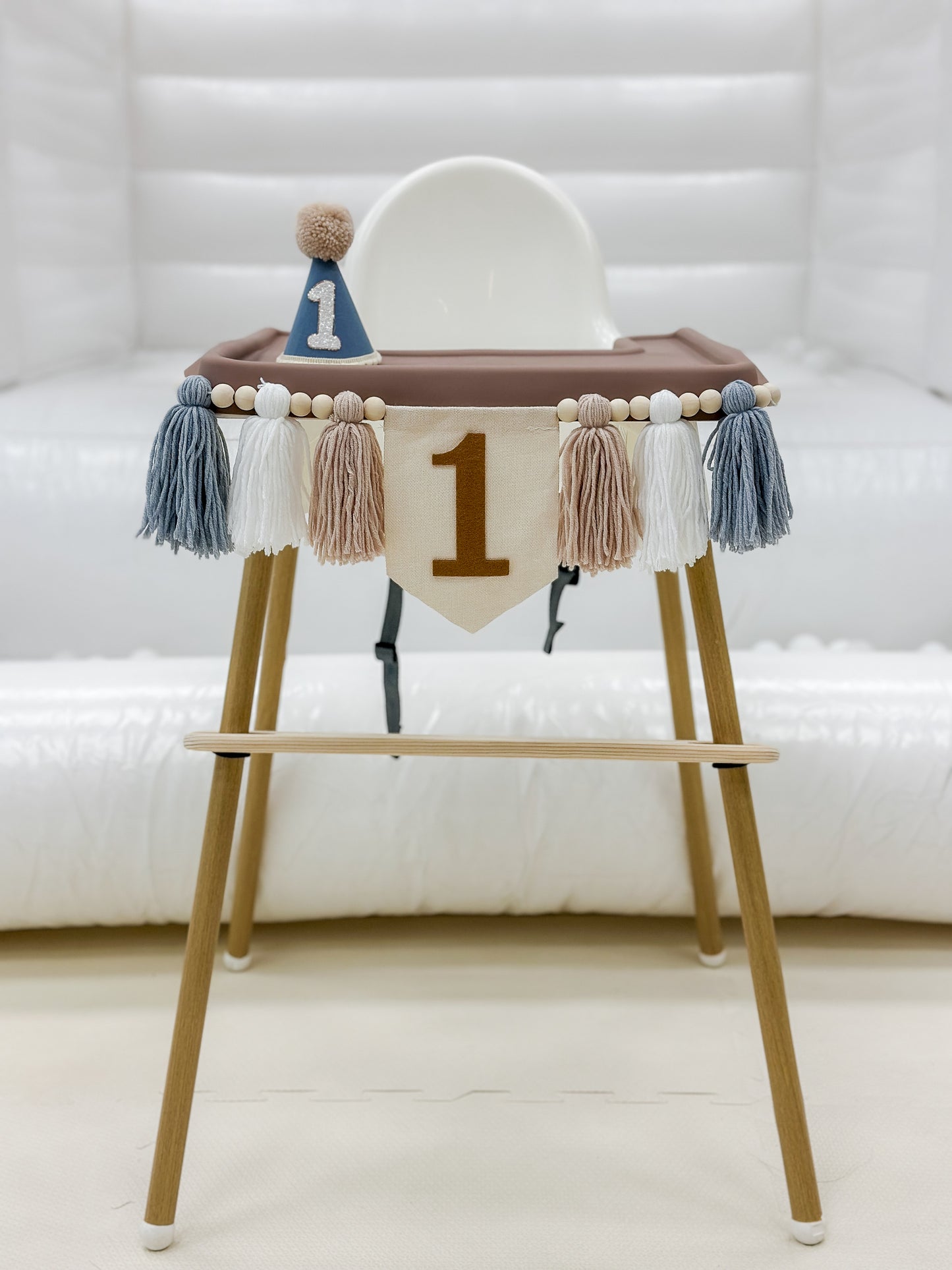 1ST BIRTHDAY HIGH CHAIR RENTAL