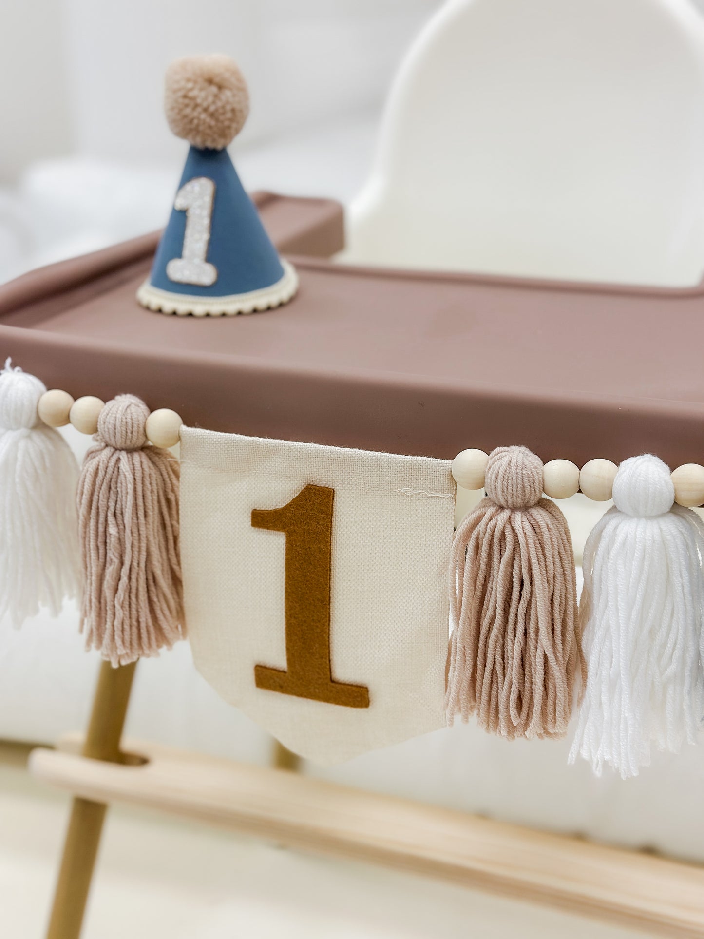 1ST BIRTHDAY HIGH CHAIR RENTAL