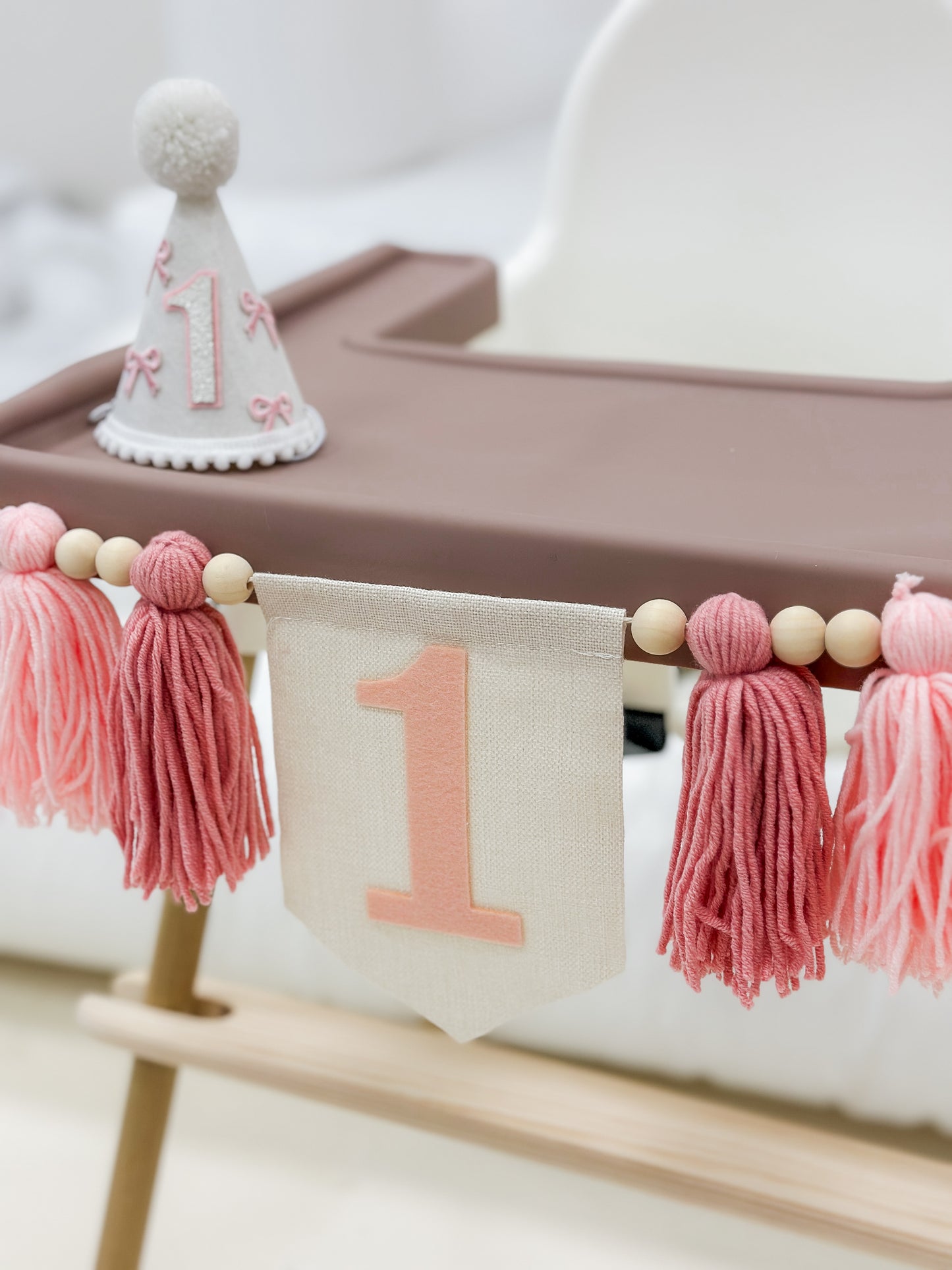 1ST BIRTHDAY HIGH CHAIR RENTAL